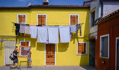 How to Dry Clothes: सर्दी की ठंड में गीले कपड़ों से पाएं निजात, जानें ये 5 शानदार हैक्स, झटपट सूखेंगे कपड़े