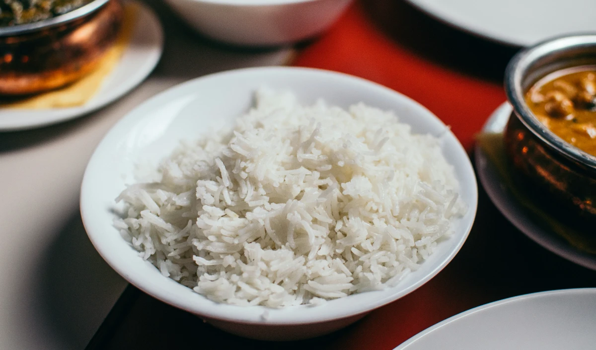  eating rice 
