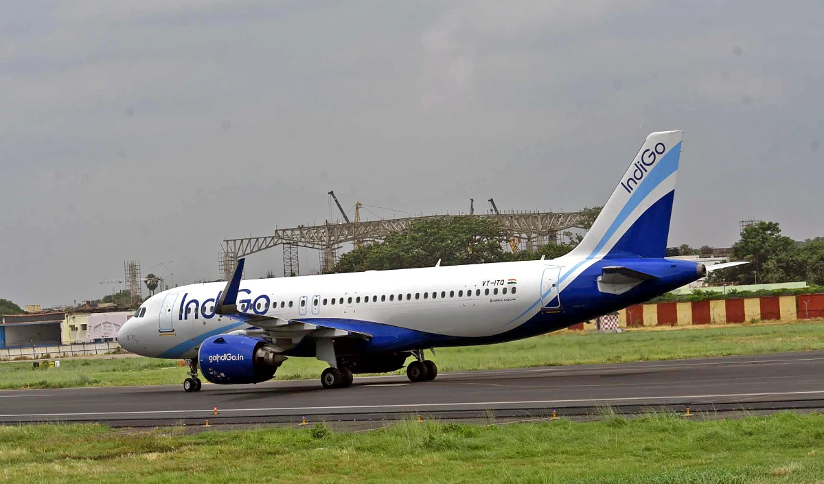 नागरिक उड्डयन मंत्रालय का एक्शन: Indigo के संकट पर तत्काल उपाय, विमानन कंपनी ने पूर्ण रिफंड की पेशकश की