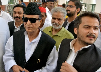 दो पैन कार्ड केस: अभियोजन ने बढ़ाई सजा की मांग, आजम-अब्दुल्ला की बढ़ी मुश्किलें