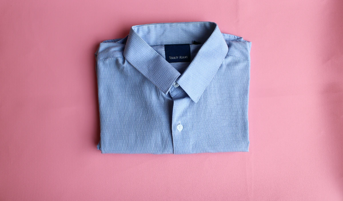 folding shirts folding shirts