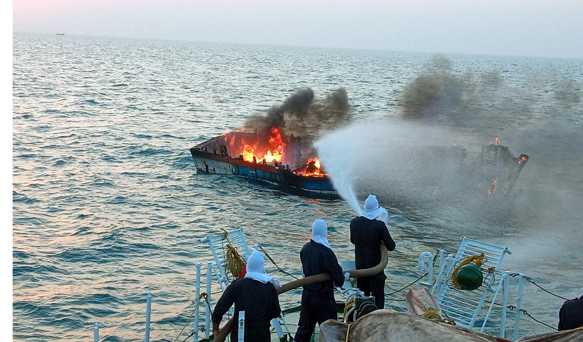 boats fire boats fire