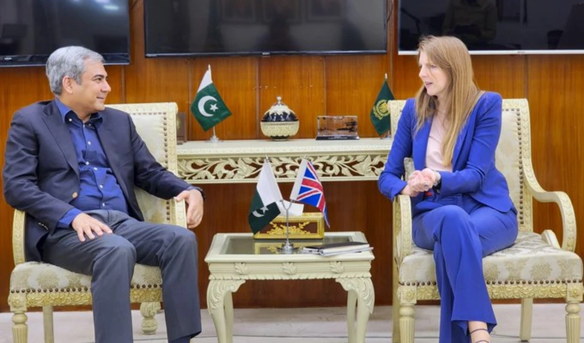 ब्रिटेन से पाक मूल अपराधियों की वापसी के बदले दो राजनीतिक आलोचकों की मांग का दावा