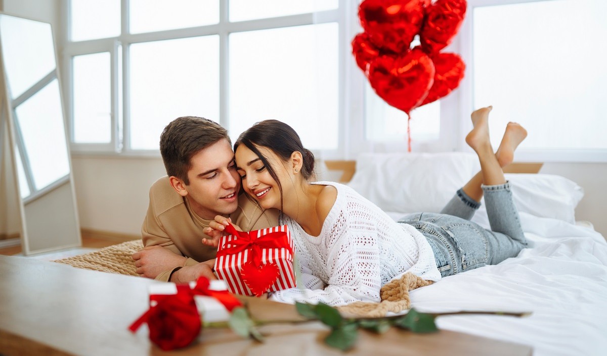 Ways to Celebrate Promise Day 2025 with Your Partner Ways to Celebrate Promise Day 2025 with Your Partner