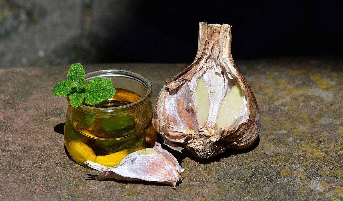  garlic-onion water 