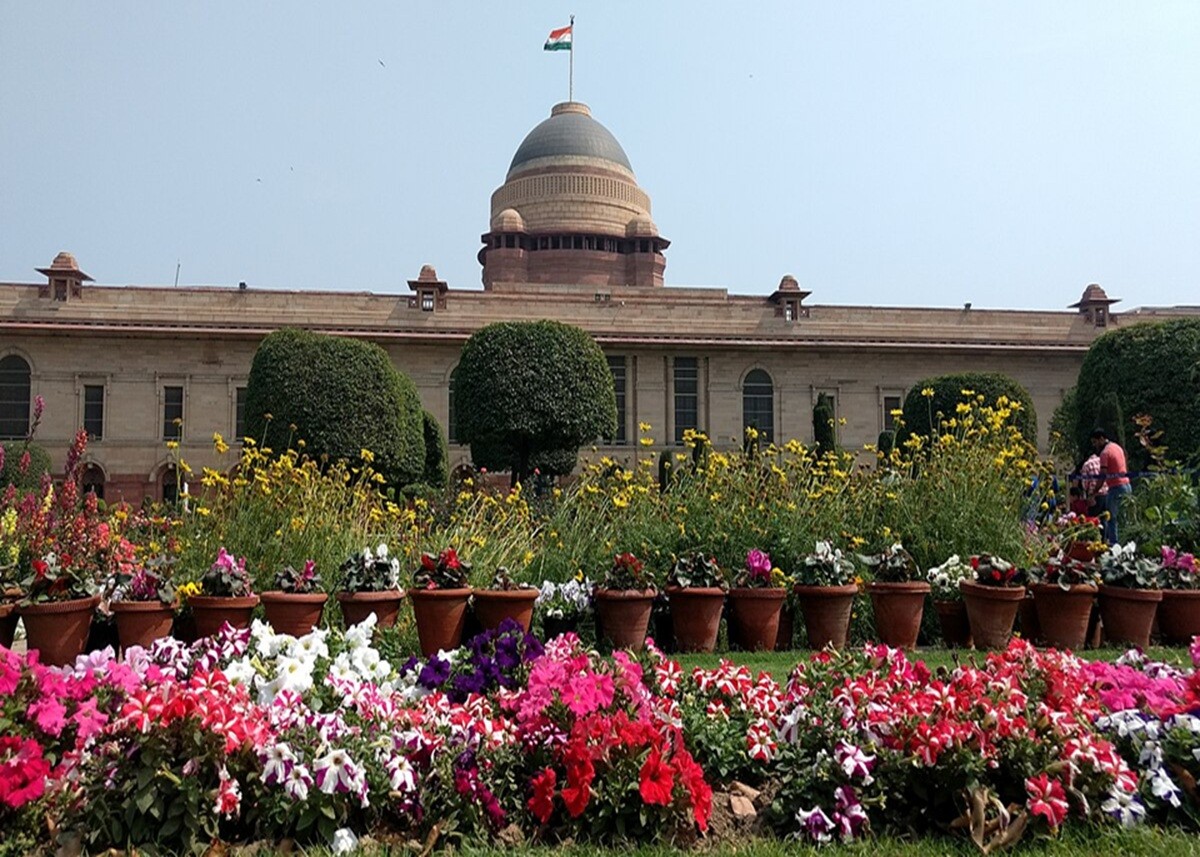 Amrit Udyan: 02 फरवरी से खुल गया है राष्ट्रपति भवन का अमृत उद्यान, आप भी फैमिली संग घूम आएं