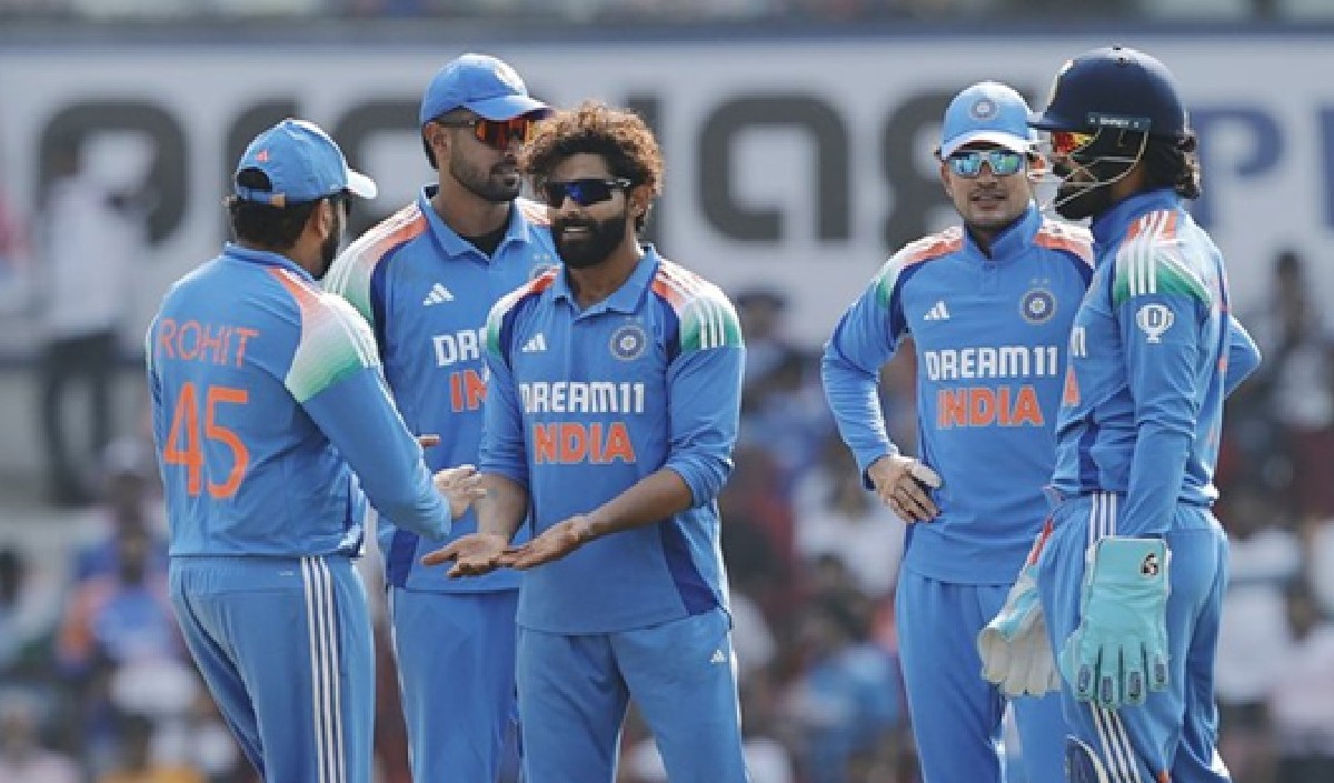 Champions Trophy 2025: बॉलिंग कोच ने अचानक बीच में टीम को छोड़ा, बुमराह की गैरमौजूदगी में भारत की गेंदबाज बनी बड़ी चुनौती