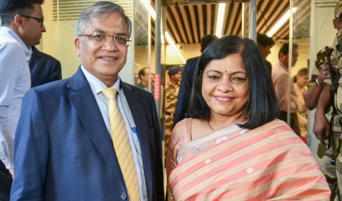 ज्ञानेश कुमार ने संभाला मुख्य निर्वाचन आयुक्त का कार्यभार