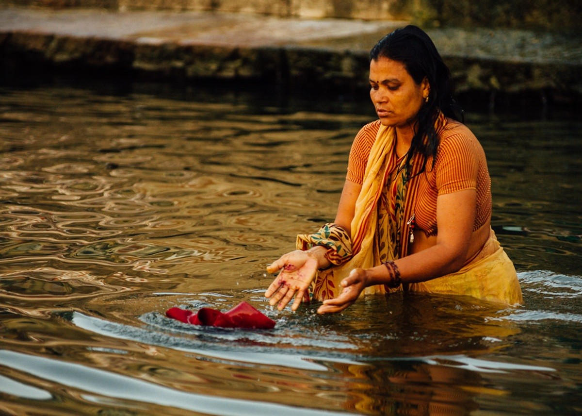 Maha Kumbh 2025: पटना से प्रयागराज जाने के दौरान जरूर एक्सप्लोर करें ये जगहें, यादगार बनेगी ट्रिप