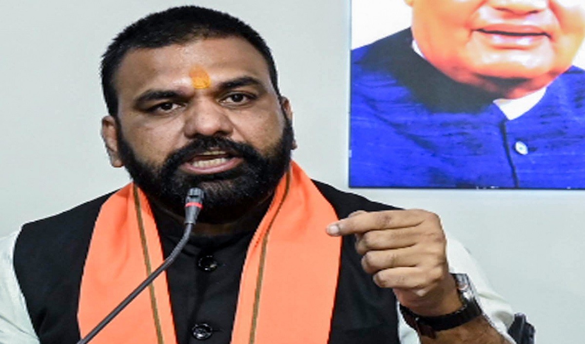 सम्राट चौधरी का दावा, रेखा गुप्ता की सरकार में बिहार के लोगों को मिलेगा सम्मान, निर्मल होगी यमुना सम्राट चौधरी का दावा, रेखा गुप्ता की सरकार में बिहार के लोगों को मिलेगा सम्मान, निर्मल होगी यमुना