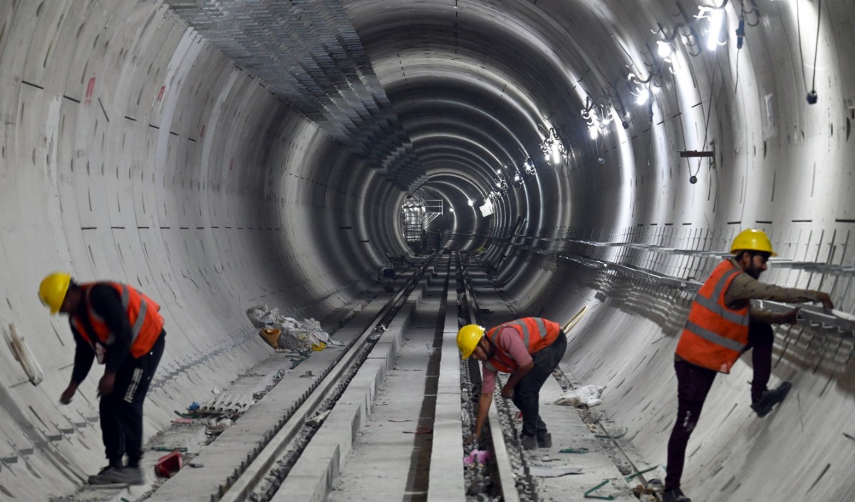 तेलंगाना में बड़ा हादसा, सुरंग की छत का एक हिस्सा ढहा, 6 मजदूर फंसे