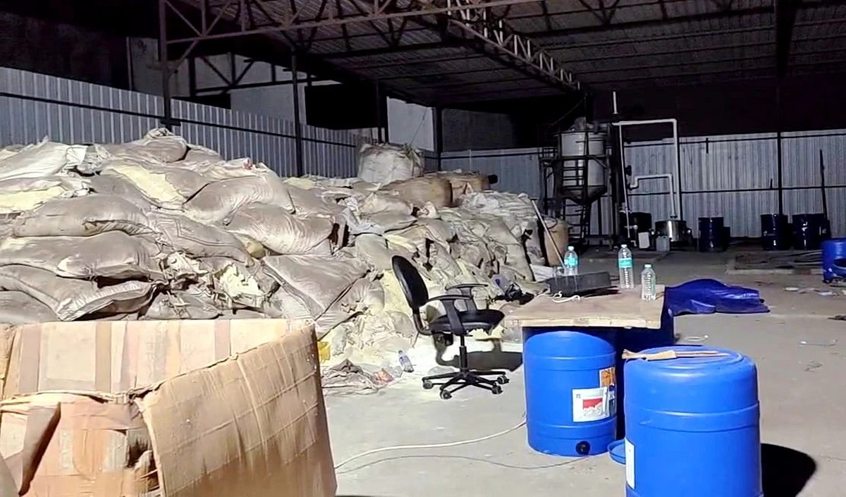 उधमसिंह नगर जिले से 25 लाख रुपये की अफीम बरामद, दो तस्कर गिरफ्तार