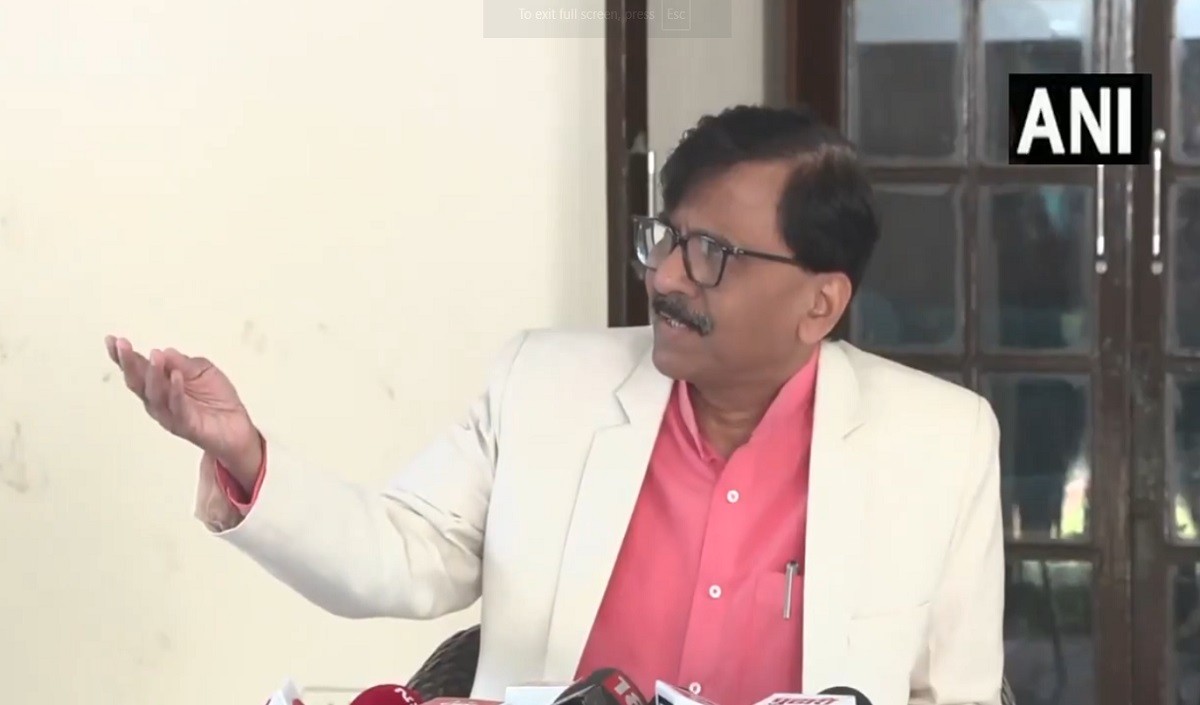 दिल्ली एग्जिट पोल की भविष्यवाणी को संजय राउत ने किया खारिज, कहा- जनता ताकतवर है दिल्ली एग्जिट पोल की भविष्यवाणी को संजय राउत ने किया खारिज, कहा- जनता ताकतवर है