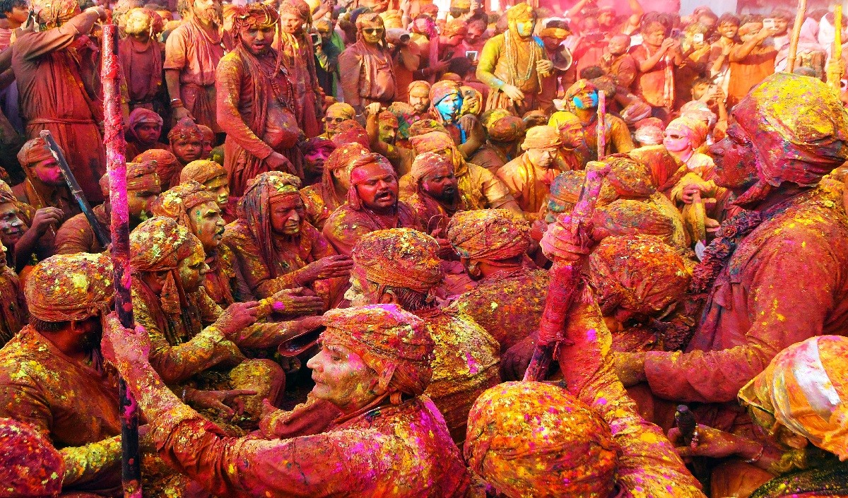 holi holi