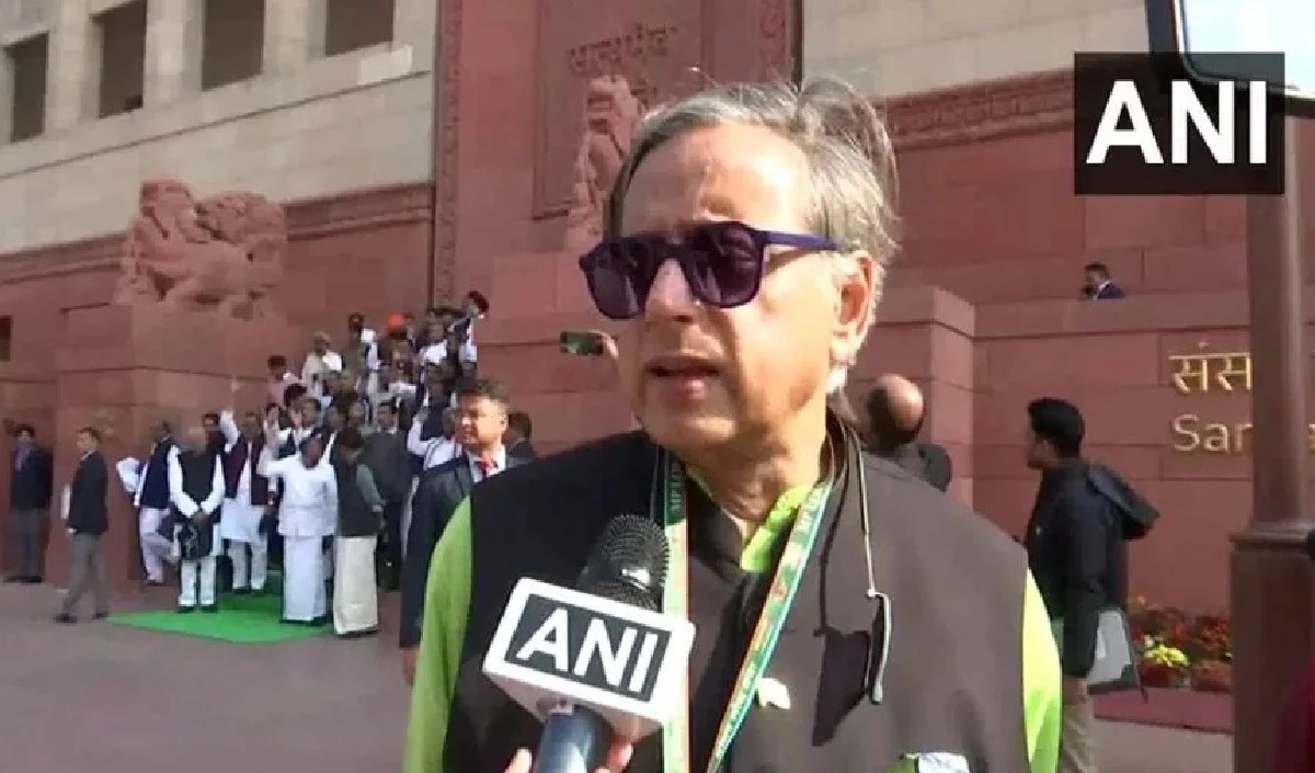 Shashi Tharoor Shashi Tharoor