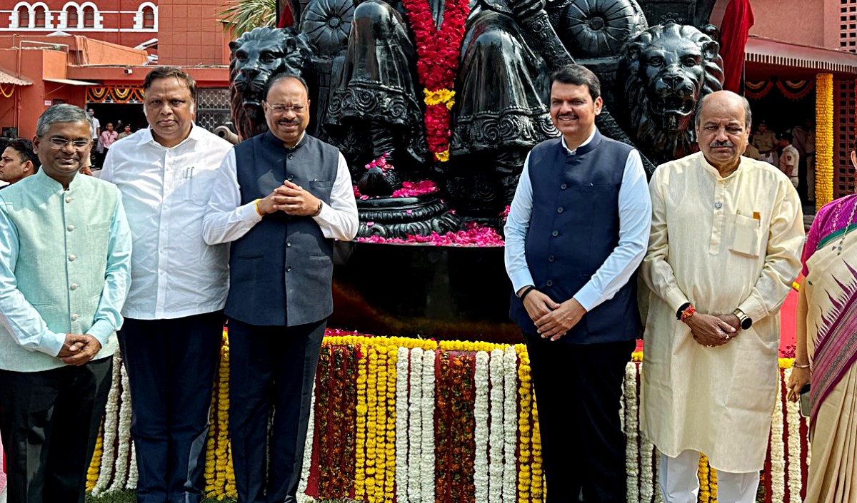 ‘छावा’ में संभाजी की बहादुरी को दिखाया गया; इतिहासकारों ने उन्हें उचित स्थान नहीं दिया: फडणवीस