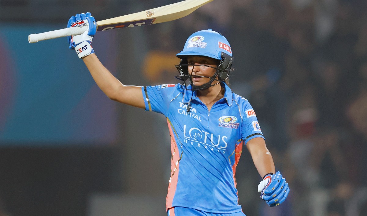 मुंबई की कप्तान हरमनप्रीत पर डब्ल्यूपीएल आचार संहिता के उल्लंघन के कारण जुर्माना