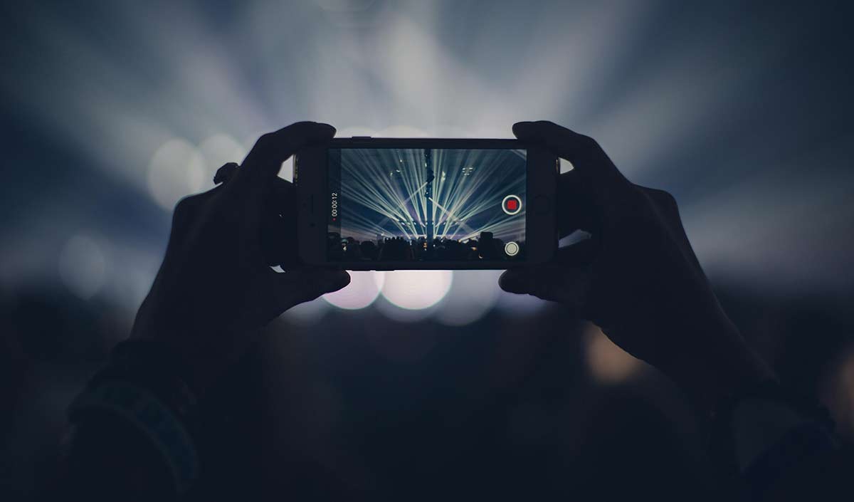 smartphone screen recording alert smartphone screen recording alert