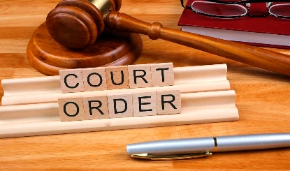 Lucknow में वकील साहब ने की Judge के साथ दुर्व्यवहार, शर्ट का बटन खोलकर जज को कहा गुंडा