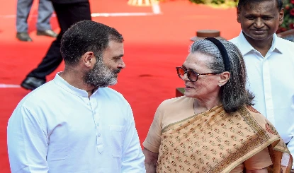 National Herald Case: सोनिया, राहुल के खिलाफ ED ने दायर की चार्जशीट, सैम पित्रोदा और सुमन दुबे का नाम भी शामिल