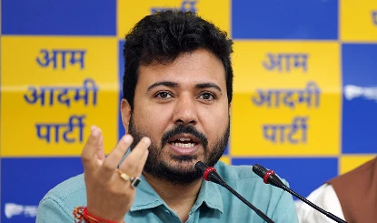 AAP नेता Durgesh Pathak के घर पर CBI ने छापा मारा, पार्टी का दावा, गुजरात चुनाव के सह-प्रभारी नियुक्त होने के कुछ दिन बाद बड़ी रेड 