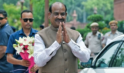 प्राचीन ज्ञान परंपरा को आगे बढ़ाएं विद्यार्थी: बिरला