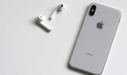 Tech Tips: क्या आपका iPhone हो रहा है ट्रैक? जानें पहचानने और बचाव के तरीके