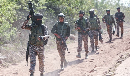 Udhampur Encounter with Terrorists | जम्मू कश्मीर के उधमपुर में तलाशी अभियान के दौरान गोलीबारी में जवान शहीद