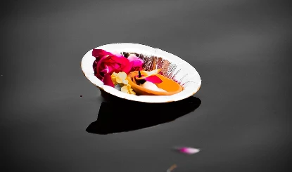 Vaishakh Amavasya 2025: वैशाख अमावस्या पर ऐसे करें श्राद्ध और तर्पण, जानिए मुहूर्त और पूजन विधि