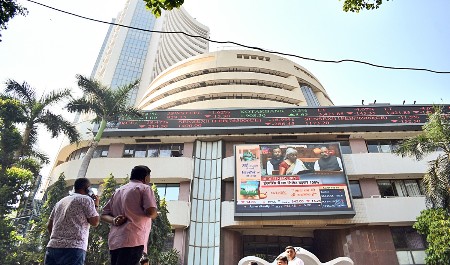 Sensex, Nifty nosedive over 5 pc in early trade in tandem with global markets meltdown