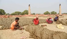 अंतर्राष्ट्रीय मजदूर दिवस लाखों मजदूरों के परिश्रम, दृढ़ निश्चय और निष्ठा का दिवस है
