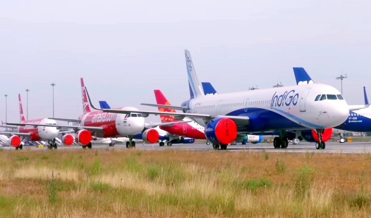 India Pakistan Tension| पाकिस्तान के साथ तनाव के चलते 32 Airport पर बंद हुई फ्लाइट्स