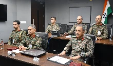 सीजफायर के बाद भी पाकिस्तान ने सीमा पर की फायरिंग, सुरक्षा हालात का जायजा लेने पहुंचे जनरल उपेंद्र द्विवेदी