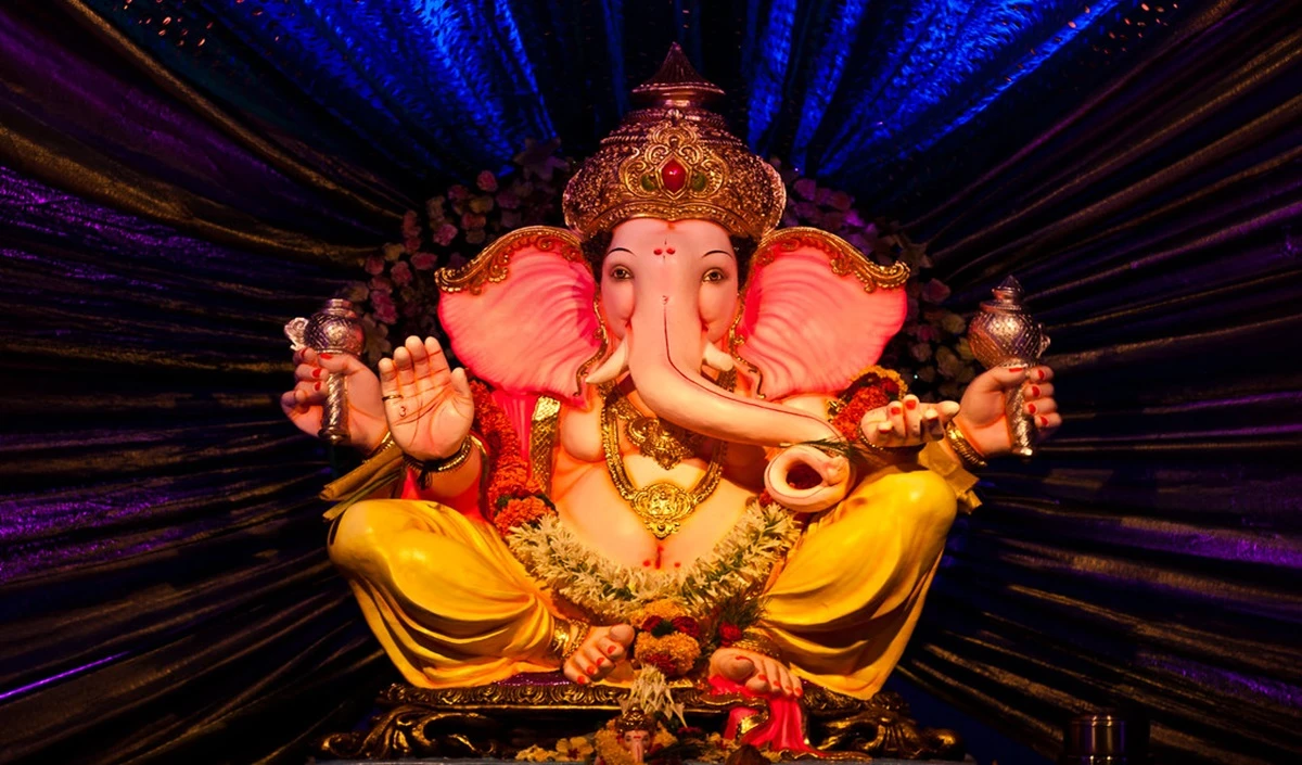 Ekdant Sankashti Chaturthi 2025: एकदंत संकष्टी चतुर्थी पर इस विधि से करें भगवान गणेश की पूजा, विघ्नों से मिलेगा छुटकारा