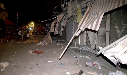 Delhi के सरोजिनी नगर मार्केट में चला बुलडोजर, आधी रात हुई कार्रवाई के बाद व्यापारियों का हुआ ये हाल