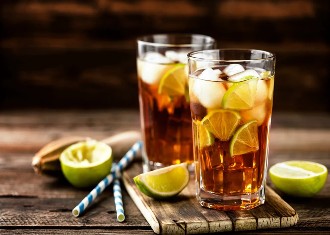 Health Tips: सेहत के लिए फायदेमंद नहीं होता है डाइट कोक, आप भी धोखे में तो नहीं