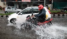केरल में 24 घंटे के भीतर पहुंचेगा मानसून, 16 साल में राज्य में सबसे पहले दस्तक देगा मानसून, बारिश का रेड अलर्ट जारी