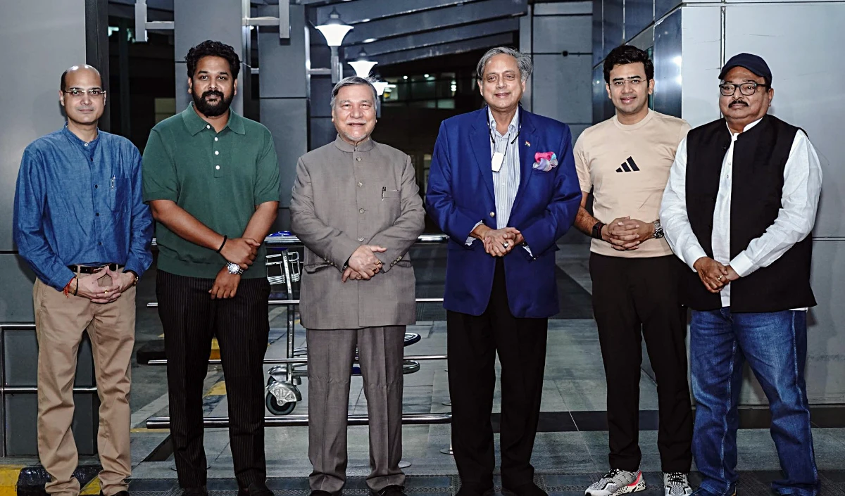आतंक के सामने चुप नहीं बैठेंगे..., गुयाना के लिए रवाना हुआ शशि थरूर के नेतृत्व वाला डेलीगेशन