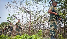 Pakistan Ceasefire Violation | भारत की चेतावनी के बावजूद पाक ने नियंत्रण रेखा पर अकारण गोलीबारी जारी रखी, भारतीय सेना ने जवाब दिया