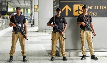  India On High Alert | भारत-पाकिस्तान तनाव के बीच उत्तर और पश्चिम भारत के 20 हवाई अड्डे 10 मई तक बंद, यहां देखे पूरी लिस्ट