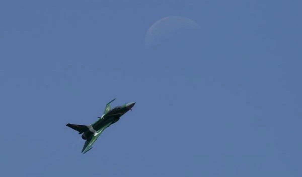 India-Pakistan Conflict: भारत ने पाकिस्तानी पायलट को जिंदा पकड़ा, फाइटर जेट के साथ सीमा में था घुसा