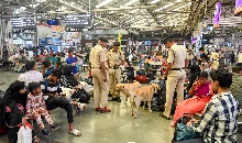 India on High Alert | भारत-पाकिस्तान के बीच बढ़ते तनाव के बीच रेल मंत्रालय ने जारी की एडवाइजरी, जासूसी के खतरे की दी चेतावनी