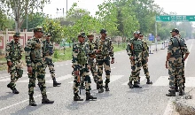 India Pakistan Tension | बीएसएफ ने जम्मू कश्मीर के सांबा में घुसपैठ के बड़े प्रयास को नाकाम किया