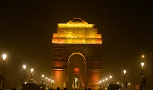 Delhi on Hingh Alert | पाकिस्तान के साथ तनाव बढ़ने के कारण दिल्ली में हाई अलर्ट, सरकारी कर्मचारियों की छुट्टियां रद्द