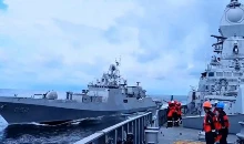 India-Pakistan War: जमीन और आसमान के बाद अब पानी से हमला, INS विक्रांत ने पाकिस्तान पर बरपाया कहर 