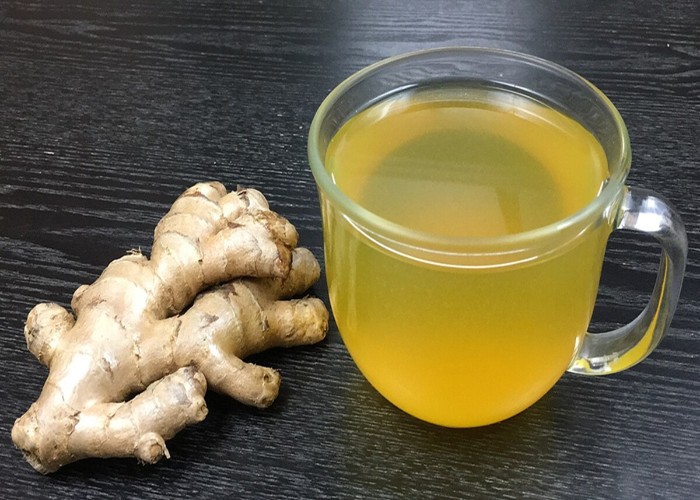 Ginger Tea: बेहतरीन होगा चाय का स्वाद अगर ऐसे डालेंगे अदरक, फ्रेश हो जाएगा आपका मूड