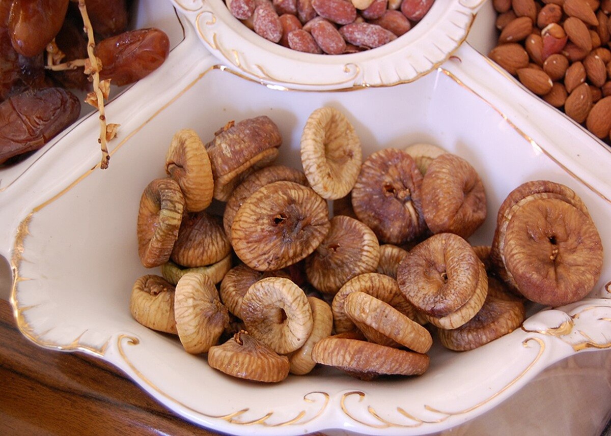 Benefits of Figs: फाइबर और एनर्जी का भरपूर खजाना है अंजीर, भिगोकर खाने से मिलते हैं अधिक फायदे