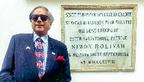 Chai Par Sameeksha: थरूर को मोदी पर गुरूर, कांग्रेस को ये नहीं मंजूर