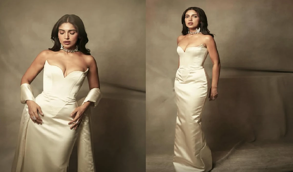 Plunging Neckline Outfits