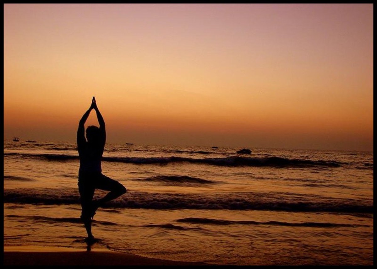 Yoga Benefits: सांस लेने की प्रोसेस में सुधार करते हैं ये योगासन, आप भी दिनचर्या में करें शामिल